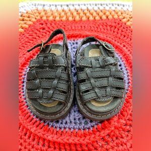 Size 3c vintage Y2k chunky brown boho sandals from The Children’s place